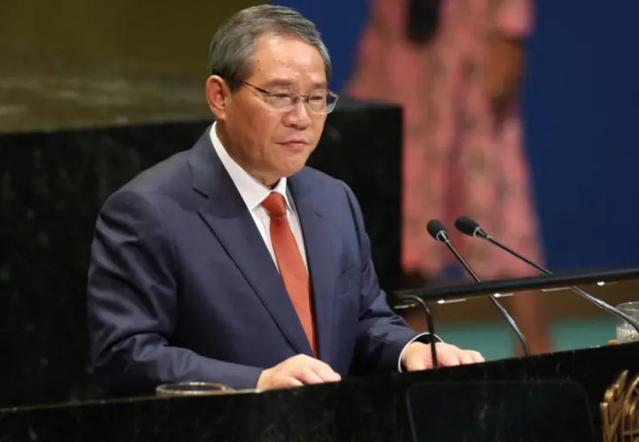 Perdana Menteri Tiongkok Li Qiang berpidato di hadapan Majelis Umum Perserikatan Bangsa-Bangsa di Markas Besar PBB di New York City pada 26 September 2025 /AFP