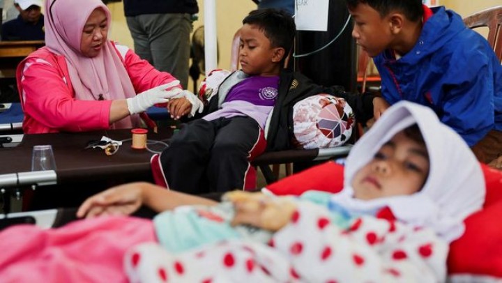 Viral Keracunan MBG, Badan Gizi Nasional Buka Hotline Pengaduan Kasus Makan Bergizi Gratis