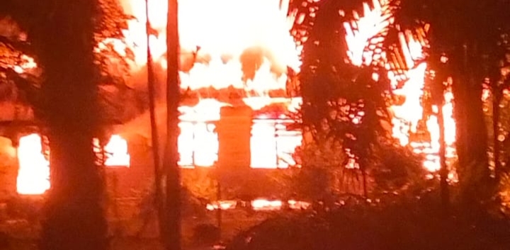 Akibat Korsleting Listrik, Rumah Warga Bantan Bengkalis Ludes Terbakar, Berikut Kata Camat Bantan