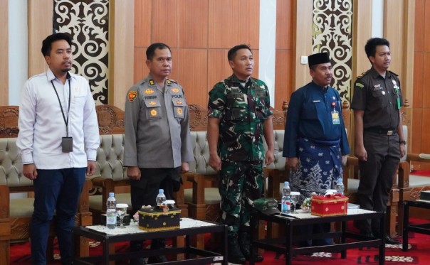 Dandim 0322 Siak Ikut Hadiri Rapat Paripurna DPRD Bahas APBD-P 2025