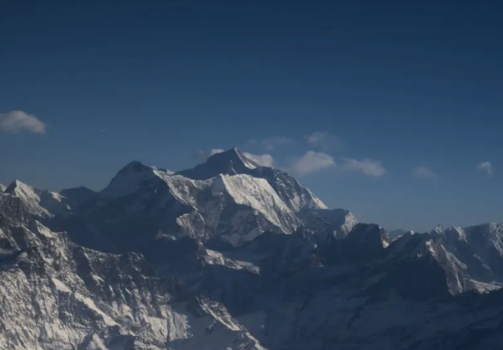 Badai salju Gunung Everest/ AFP