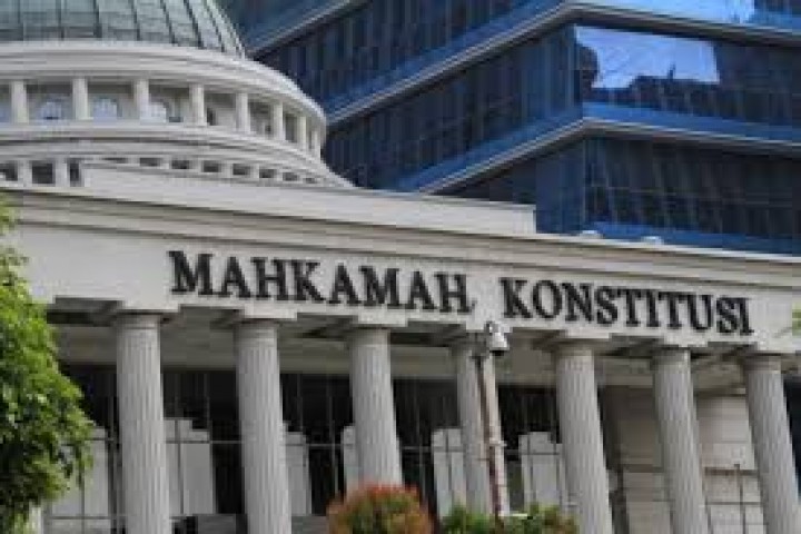 Jubir Gus Dur Desak DPR Gunakan Hak Interpelasi Bongkar Polemik Ijazah Gibran