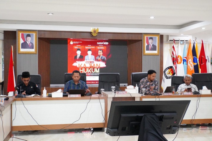 Kaji Ulang Sengketa Pilkada Rokan Hilir 2024, KPU Provinsi Riau Bedah Strategi Hukum Pilkada Lewat Kajian Hukum Seri VII