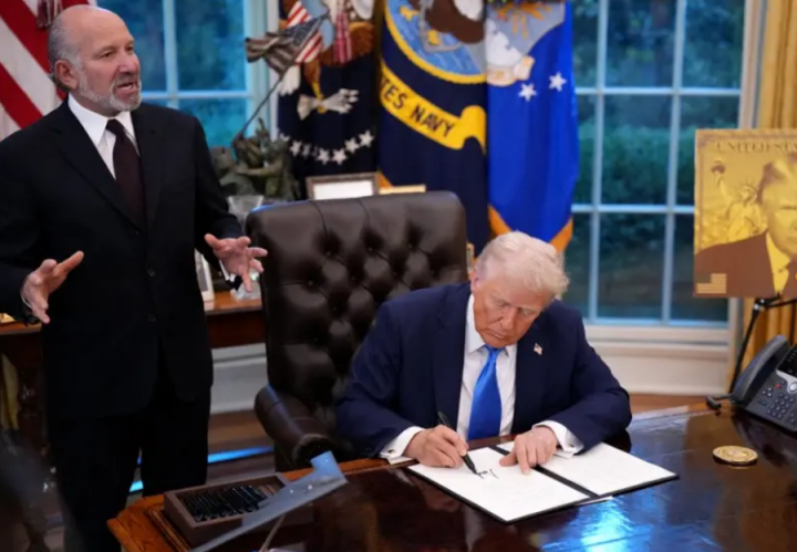Donald Trump Janjikan Langkah untuk Minyak Goreng di Tengah Lesunya Pasokan Kedelai di China