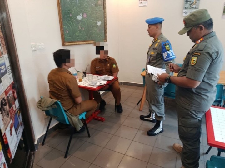 37 ASN di Riau Terjaring Razia Saat Nongkrong di Jam Kerja