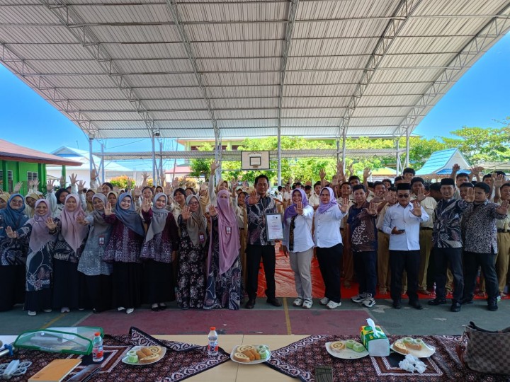 Anti Perundungan dan Pergaulan Bebas di SMA 1 Bukit Batu, Komnas PA Bengkalis Berikan Edukasi