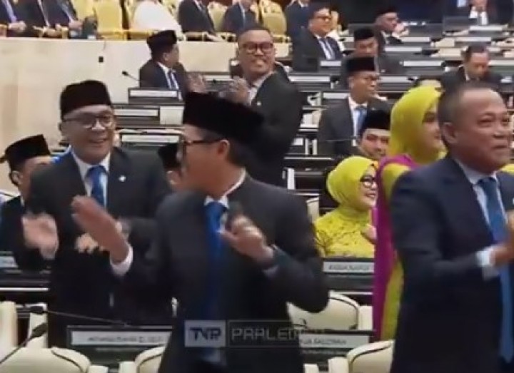 Pihak Ini Mengaku Diuntungkan dengan Jogetnya Angggota DPR