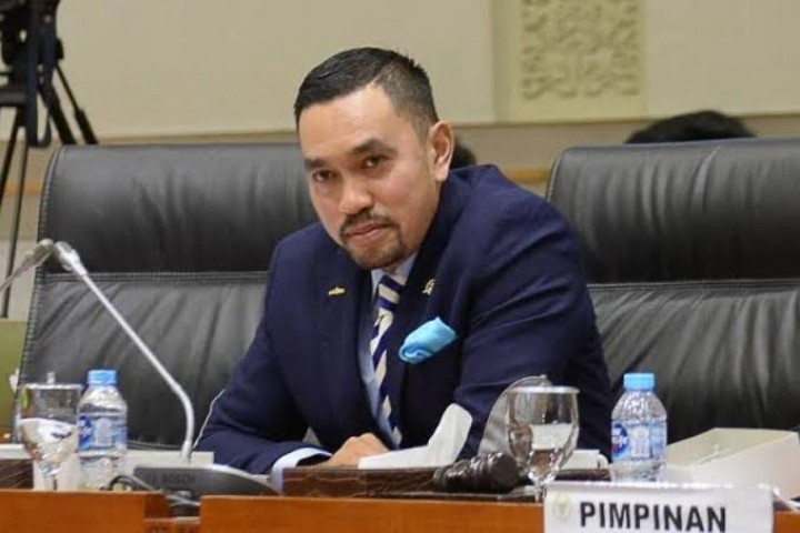Ahmad Sahroni, Anggota DPR dari NasDem yang Terbukt Melanggar Etik