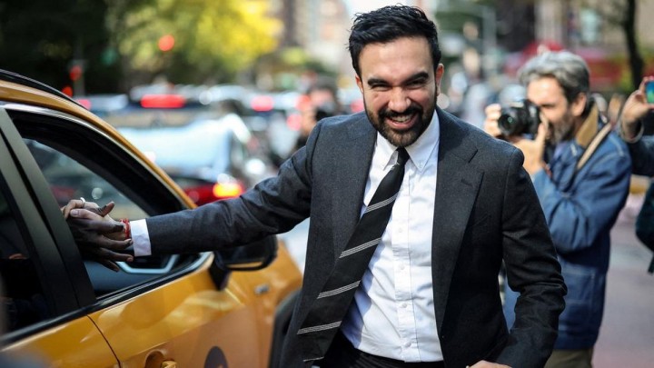 Menang Pemilu, Zohran Mamdani Jadi Muslim Pertama Pimpin New York