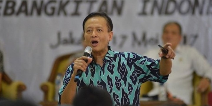 Prof Henri Subiakto Akui Pernah Bela Jokowi Habis-habisan, Kini Kritis soal Ijazah dan Kekuasaan. (X/Foto)