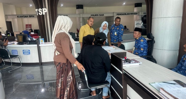 Maksimalkan Pelayanan, Disdukcapil Siak Resmi Pindahkan Layanan ke Mal Pelayanan Publik