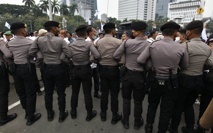 Polisi Diminta Patuhi Putusan MK soal Larangan Duduki Jabatan Sipil