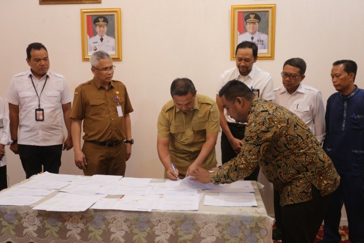 Kerja sama pembangunan infrastruktur Riau