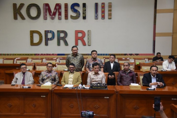 Kontroversi RUU KUHAP: Dikebut Tanpa Suara Publik hingga Anggota Komisi III DPR Terancam Dilaporkan ke MKD
