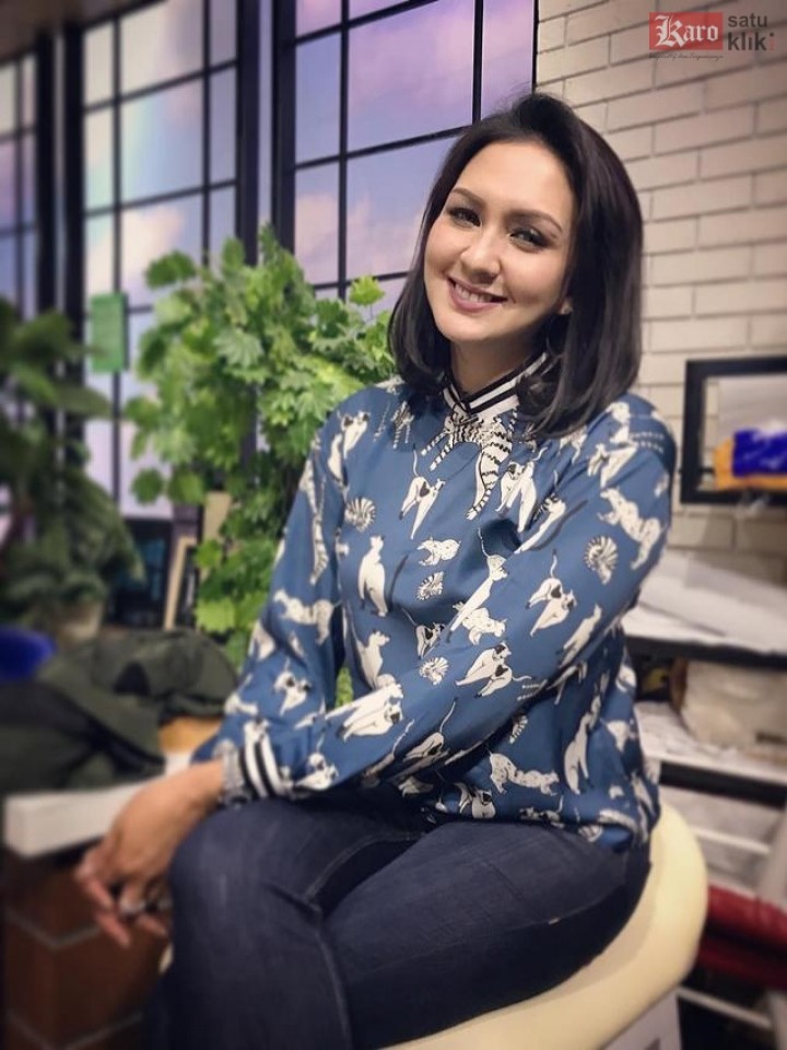 Tak Banyak yang Tahu, Begini Rahasia Awet Muda Donna Agnesia, Cukup Lakukan Rutinitas Skincare Seperti Ini