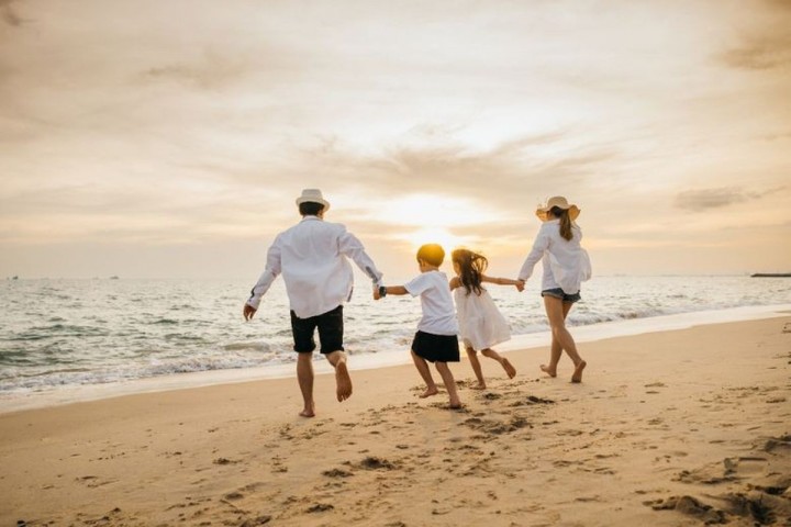 Asyik Ada Insentif dari Pemerintah di Libur Nataru 2025