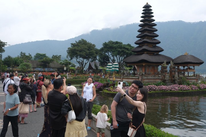 Penghambat Kemajuan Pariwisata Nasional Versi PAN