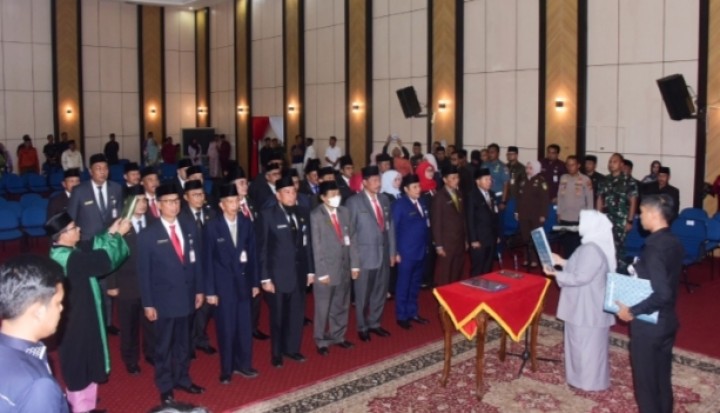 Berikut Nama-Nama 31 Pejabat Yang Dilantik Bupati Kasmarni