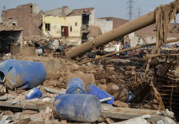 Ledakan Pabrik Lem di Pakistan Tewaskan 18 Orang, Beberapa Rumah di Sekitarnya Rusak