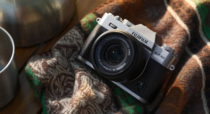 Bisa Simulasi Film, Fujifilm X-T30 III Resmi Meluncur di Indonesia