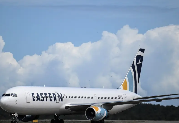 Venezuela Cabut Hak 6 Maskapai Besar di Tengah Meningkatnya Ketegangan dengan AS