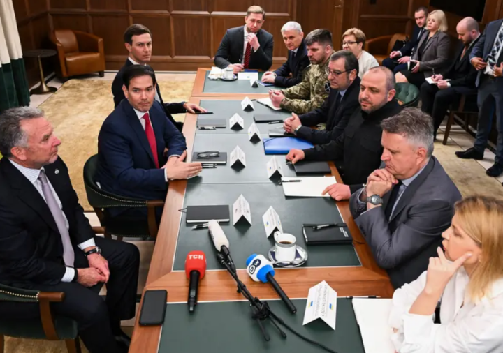 Perang Rusia-Ukraina: Tim Zelensky dan Pejabat AS Gelar Perundingan Damai di Florida