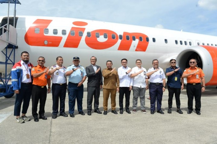 Abdul Wahid, Gubernur Riau.