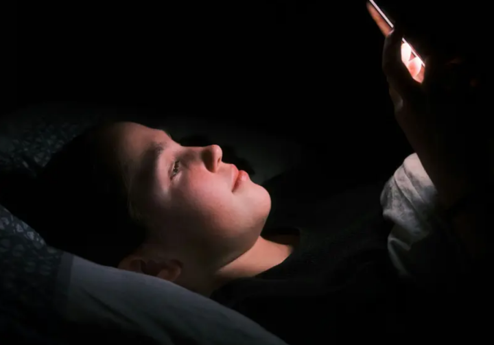 Studi: Punya Kebiasaan Menonton Video Pendek Dapat Memicu Depresi dan Kecemasan 