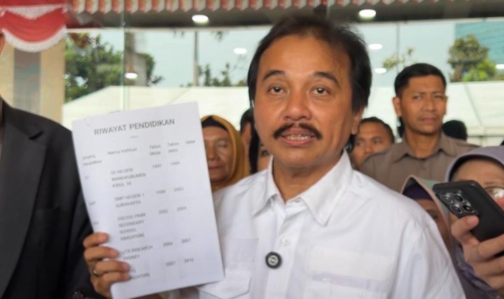 Soal IPK Jokowi 2.5 Ditempuh 5 Tahun, Roy Suryo: UGM Bohong