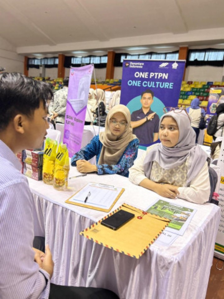 PTPN IV Regional III Buka Peluang Karier Generasi Muda Melalui Riau Job Fair 2025