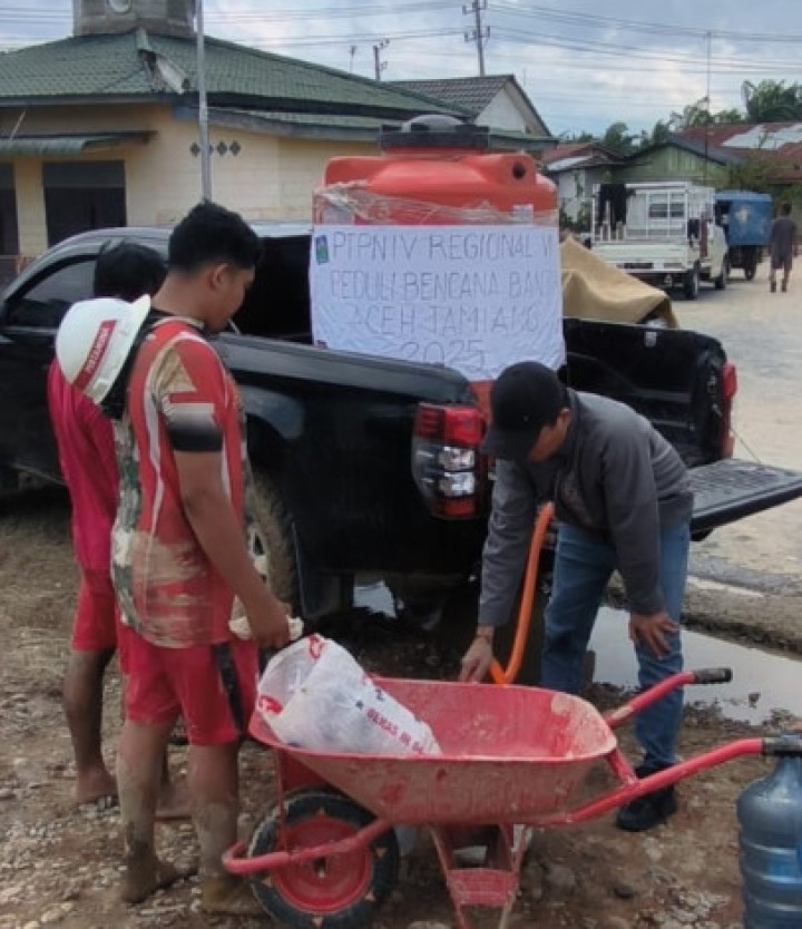 PTPN IV Regional VI Bantu Buka Akses Bantuan ke Wilayah Terisolir di Aceh Tamiang dan Langsa