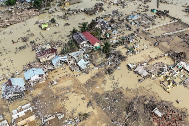 Update Banjir Longsor Sumatera: 867 Meninggal Dunia, 521 Hilang, 835 Ribu Warga Pengungsi. (X/Foto)