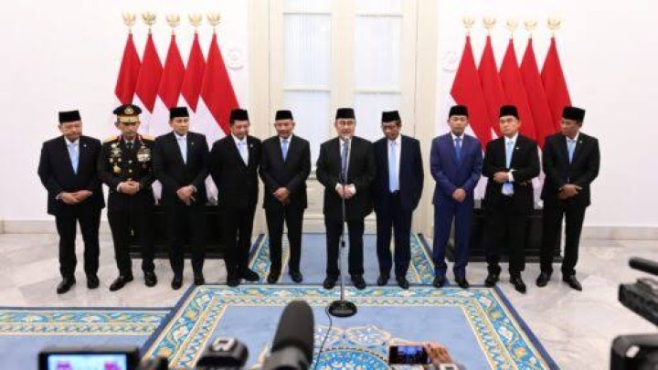 Tim Percepatan Polri. Sumber: Presiden RI