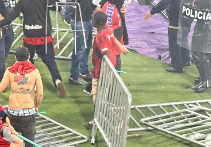 Bentrokan setelah final sepak bola Kolombia/ X