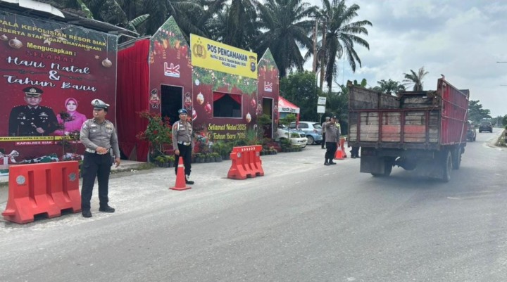 Exit Tol Kandis Jadi Fokus Pengamanan, Personel Polres Siak Siaga Sejak Pagi