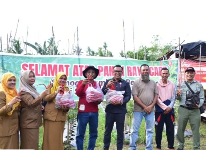 Anggota DPRD Bengkalis Apresiasi Petani Desa Wonosari Manfaatkan Lahan Gambutq