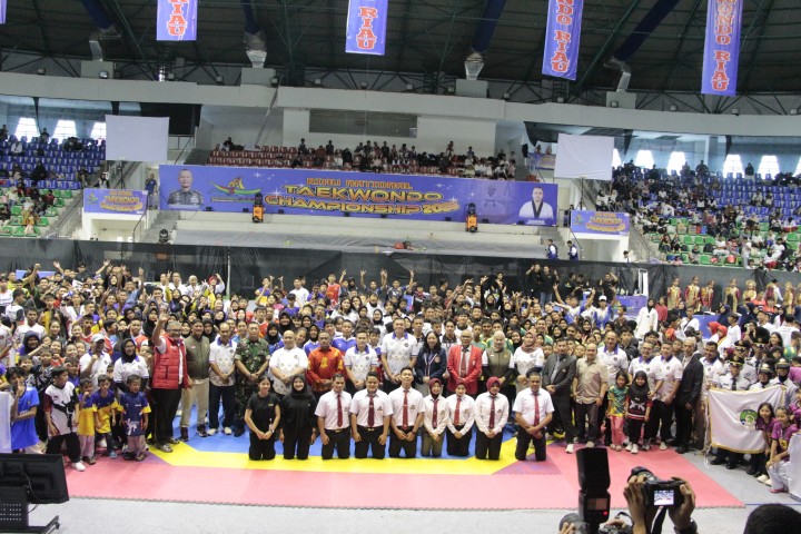 Ada dari Malaysia, 1.789 Atlet Bertarung di Riau National Taekwondo Championship 2026 Demi Rebut Gelar Juara. (Zuratul Aini Rodhiah/Riau24com)