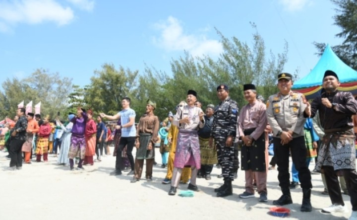 200 Peserta Ikut Menjaga Warisan Budaya, Pemkab Bengkalis Buka Festival Layang Wau Laksamana