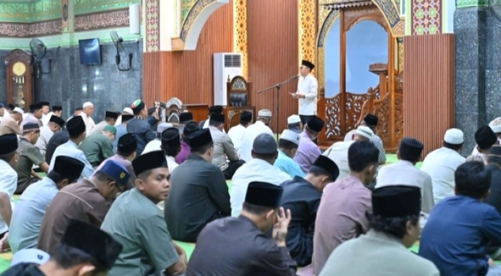 Tarawih Perdana 1447 H, Pemda Bengkalis Ajak Warga Sambut Ramadan Dengan Hati Bersih
