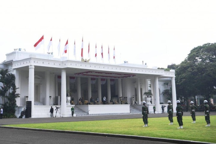 Orang Ini Sukses Bikin Citra Istana Lebih Humanis