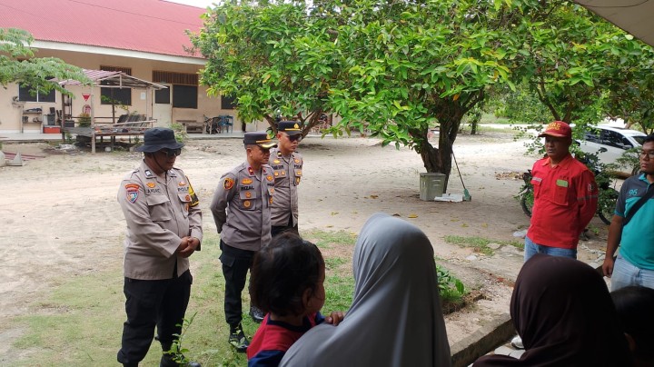 Antisipasi Konflik Satwa Liar, Polsek Minas Edukasi Warga Perbatasan Habitat Gajah