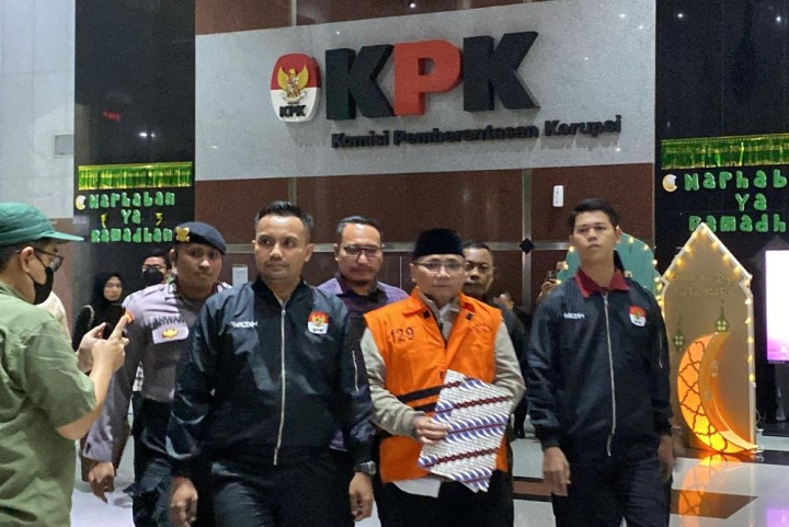 KPK Disebut Diskriminasi Karena Izinkan Yaqut Jadi Tahanan Rumah