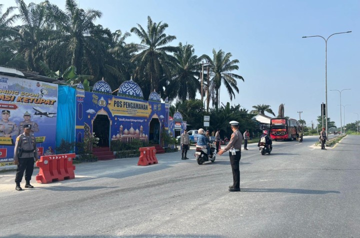 Arus Mudik Lancar, Polres Siak Maksimalkan Pengamanan di Kandis Utara