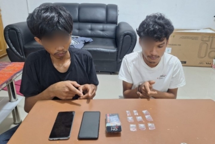 Dua Pengedar 9 Paket Narkoba Ditangkap Polsek Mandau