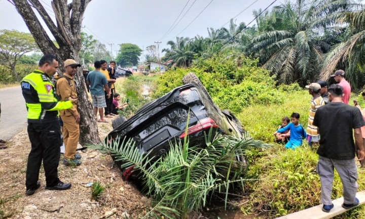 Diduga Positif Narkoba, Polisi Tetapkan Tersangka Pengemudi Mobil Innova Reborn
