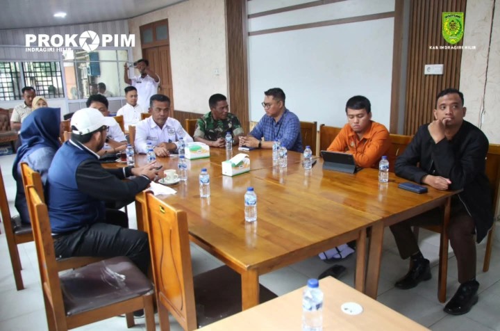 Asisten Perekonomian dan Pembangunan Setdakab Inhil, H. Dwi Budiyanto, S.Sos., M. Si Mengikuti Rapat Koordinasi Pengendalian Inflasi Tahun 2026.