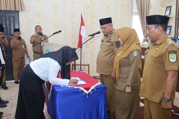 Resmi Dilantik, Anggota Bapekam Sungai Mandau Diminta Maksimalkan Potensi Kampung