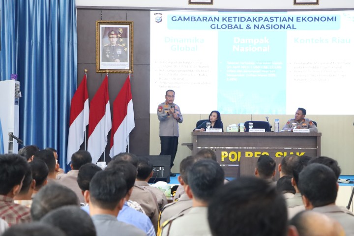 Kunker ke Siak, Kapolda Tekankan Pemolisian Adaptif Hadapi Tantangan Global