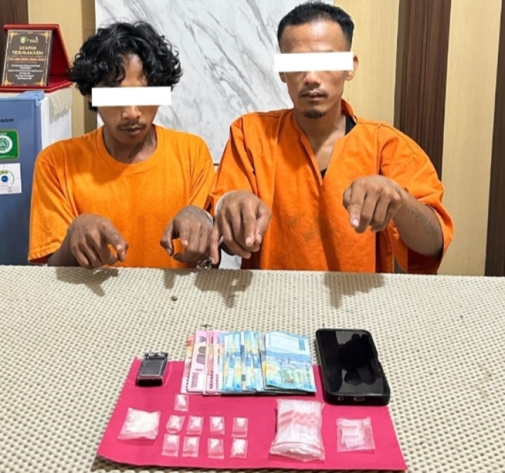 Dua Pengedar Sabu Dibekuk dengan BB 5,75 Gram Diringkus Polisi