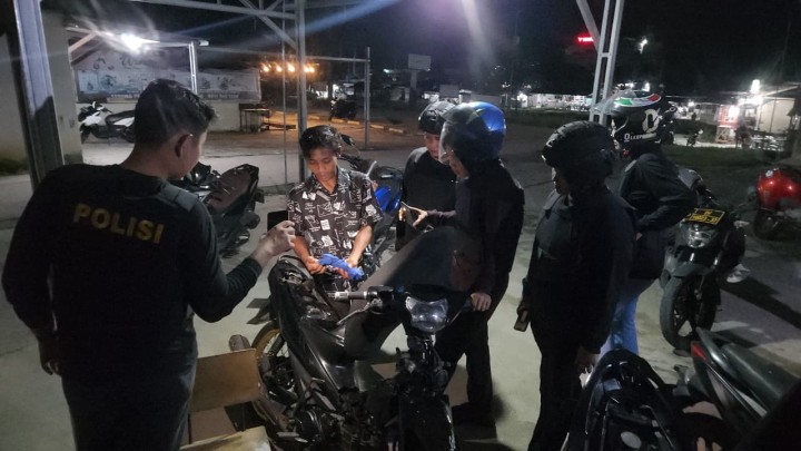 TIM RAGA Polres Siak Gelar Patroli Skala Besar, Keamanan Wilayah Tetap Kondusif